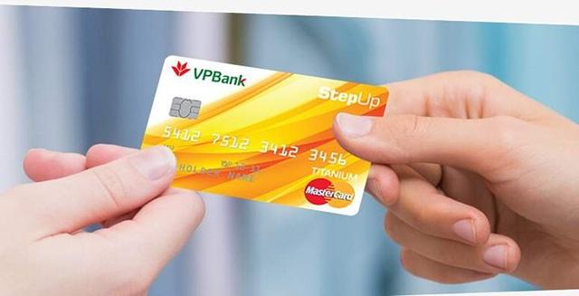 thẻ tín dụng VPBank: 2